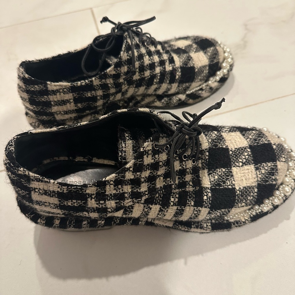 Simone Rocha black & white tweed shoes with lucite heel and pearl accents